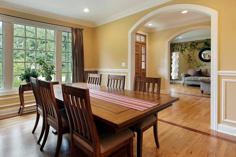 recessed ambient lighting in dining room