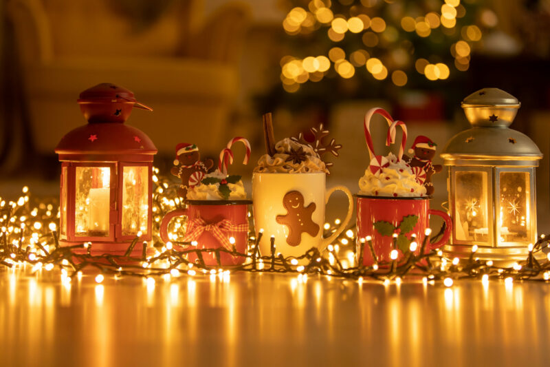 lanterns with Christmas displays