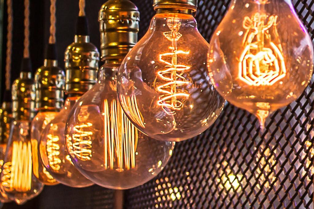 lightbulb mid