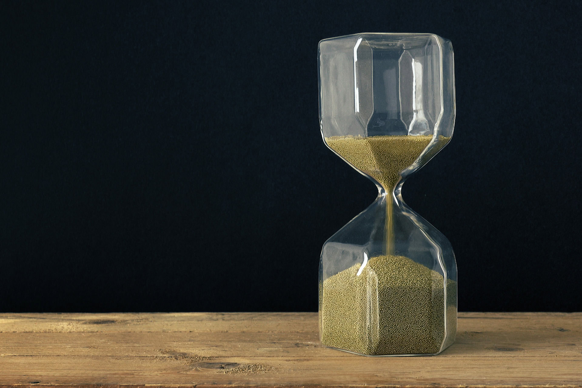 How Long Can LED Lights Stay On? LampHQ