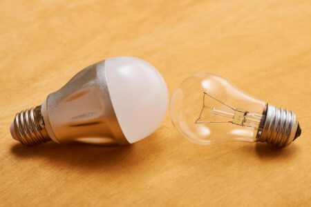 What LED Bulb Is Equivalent To 100 Watt Incandescent Bulb?