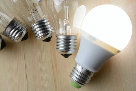 LED vs Incandescent Lighting: What’s The Difference? - LampHQ