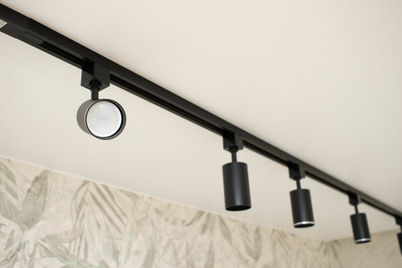 bar type of track lighting shapes